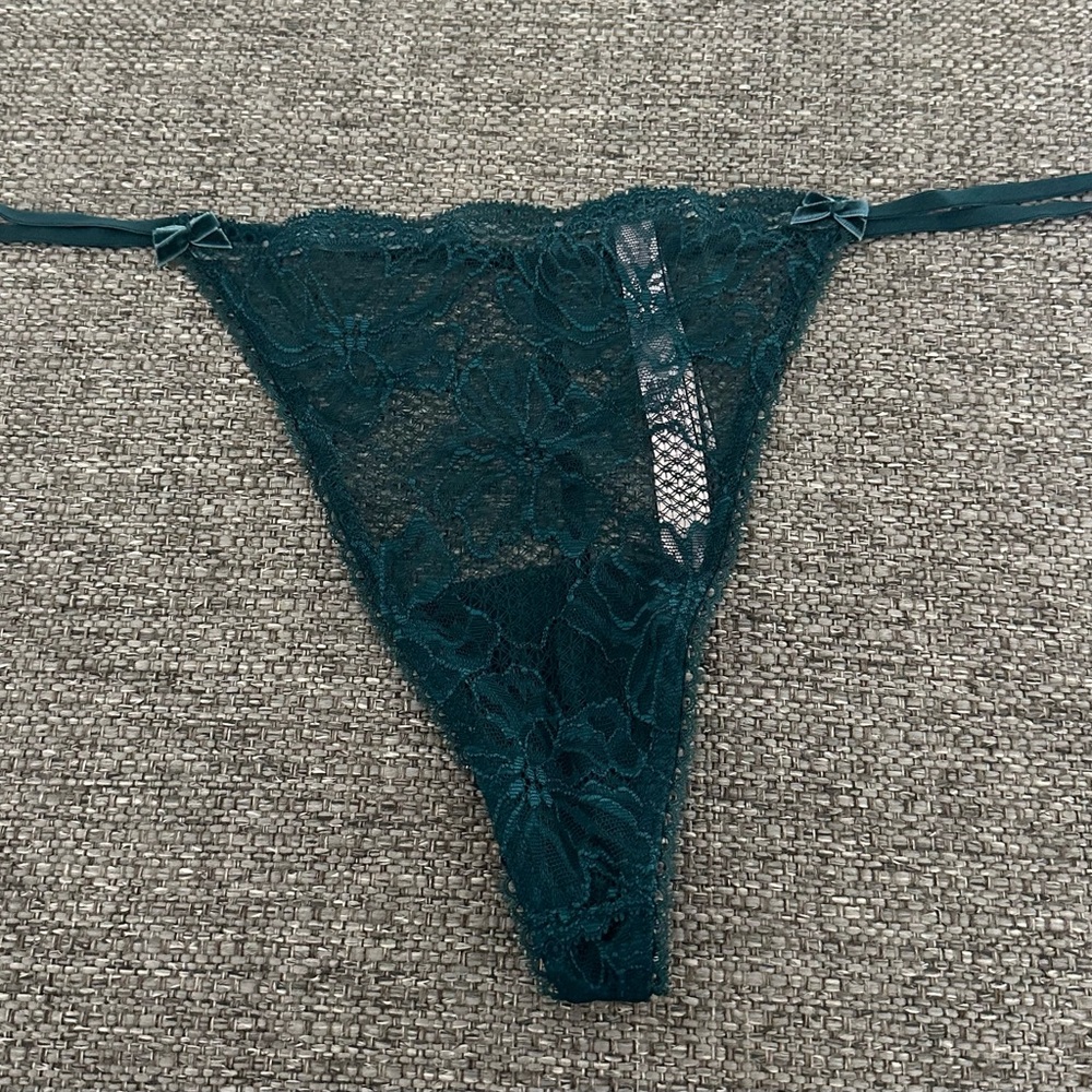 Victoria’s Secret Sheer Lace V-string Panty in Deep Teal